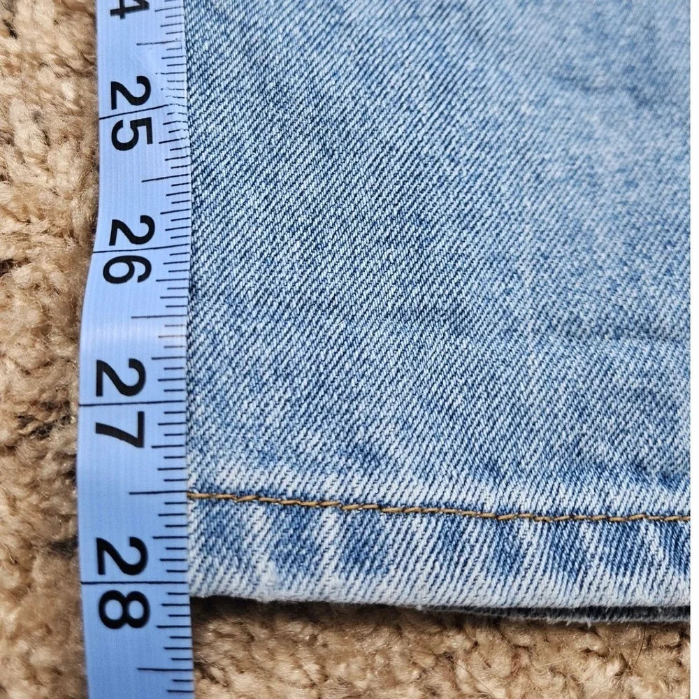 Cotton On Mom Jean Womens 10‎ Light Wash Distressed High Rise Blue Denim Classic